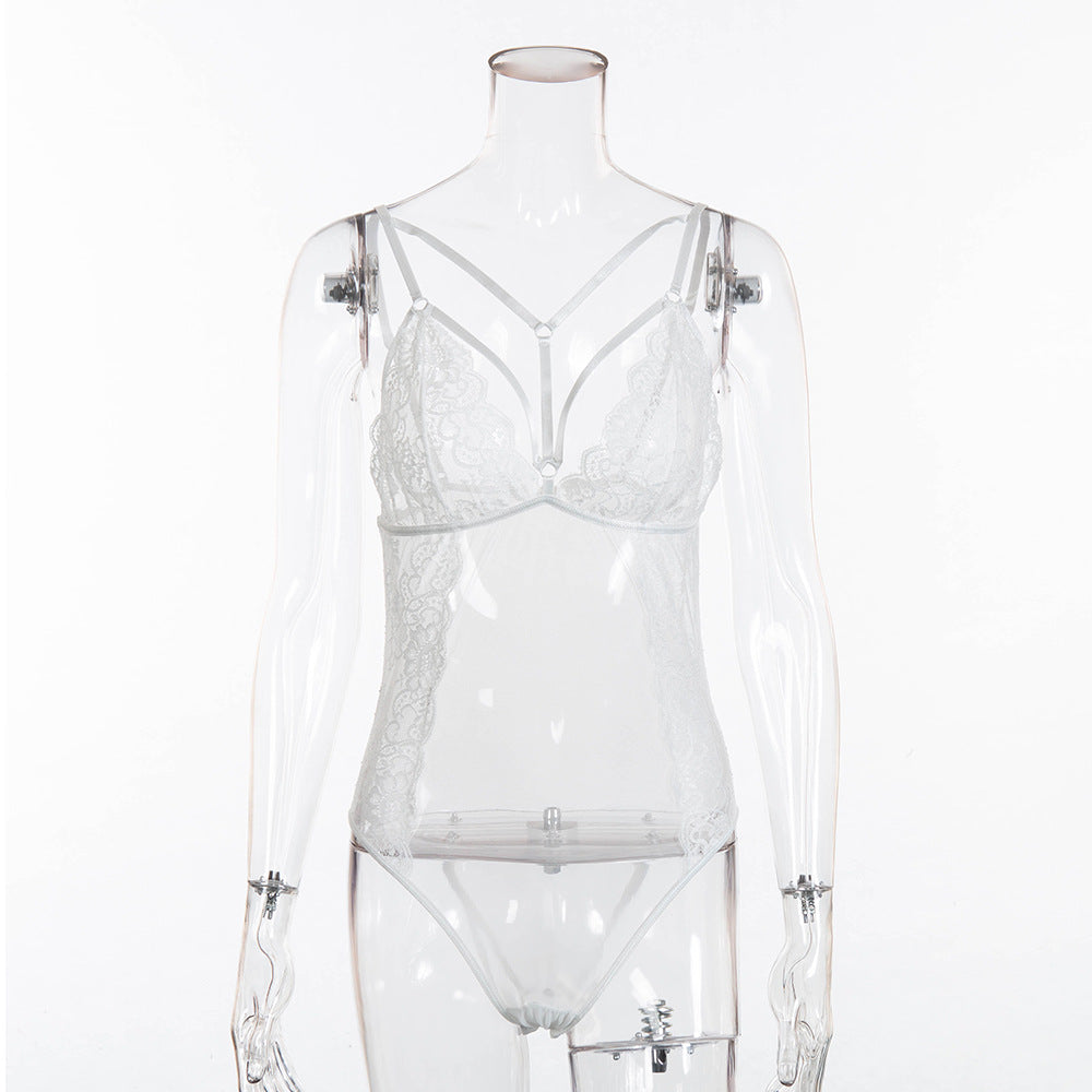 Lingerie, coutures en dentelle, body sexy